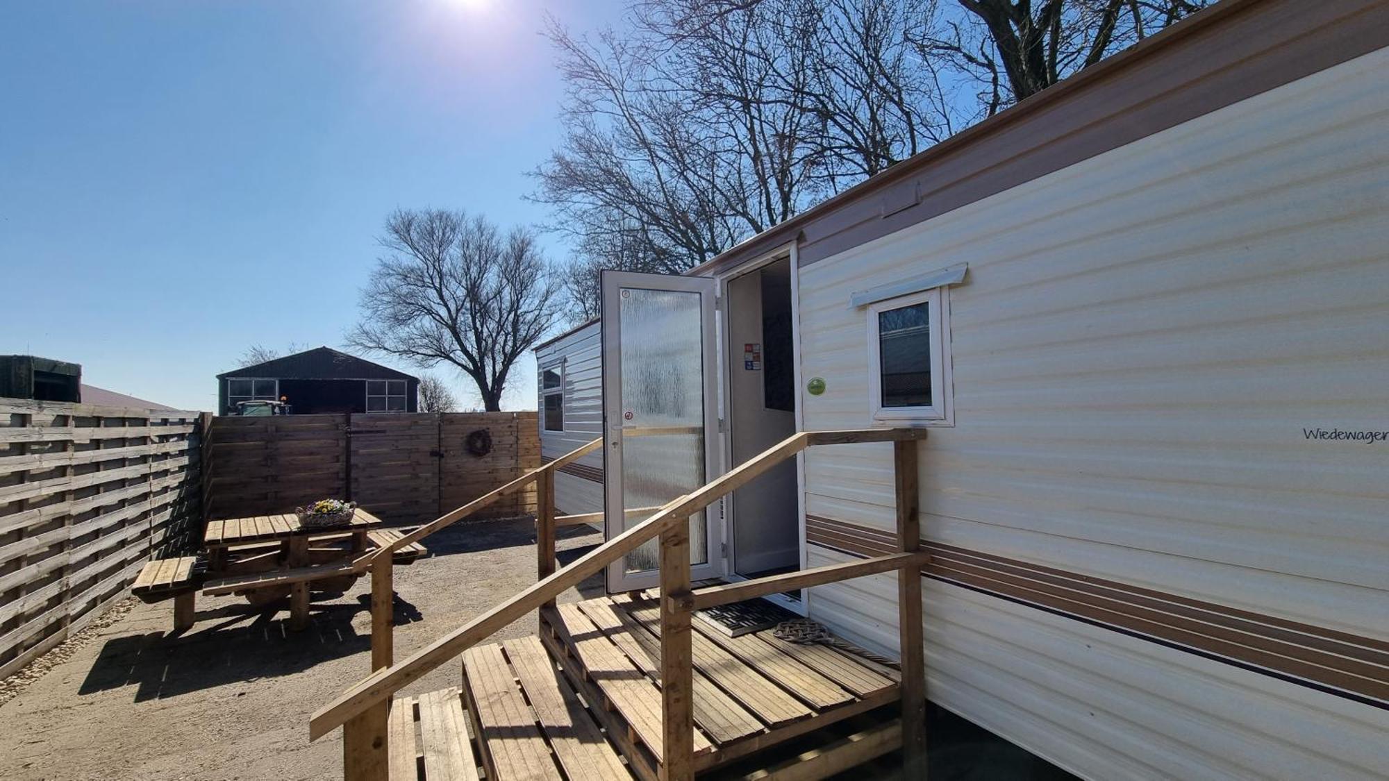 Camping Farmer Farmyard Stays, Sleep Easy, Rural, Explore Ámsterdam